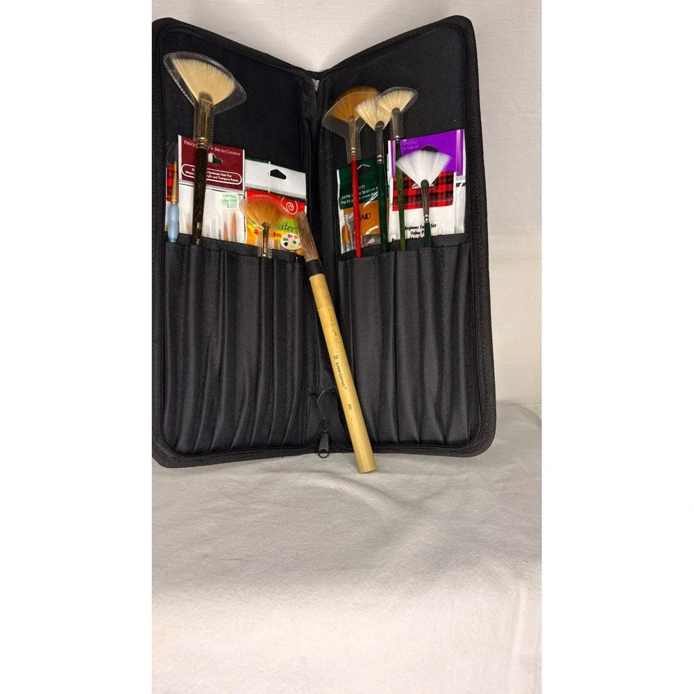 Artist Paint Brush Set with Zippered Case Loew-Cornell Fan Brushes Mixed